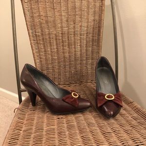 Vintage | Solart Maroon Bow Heels